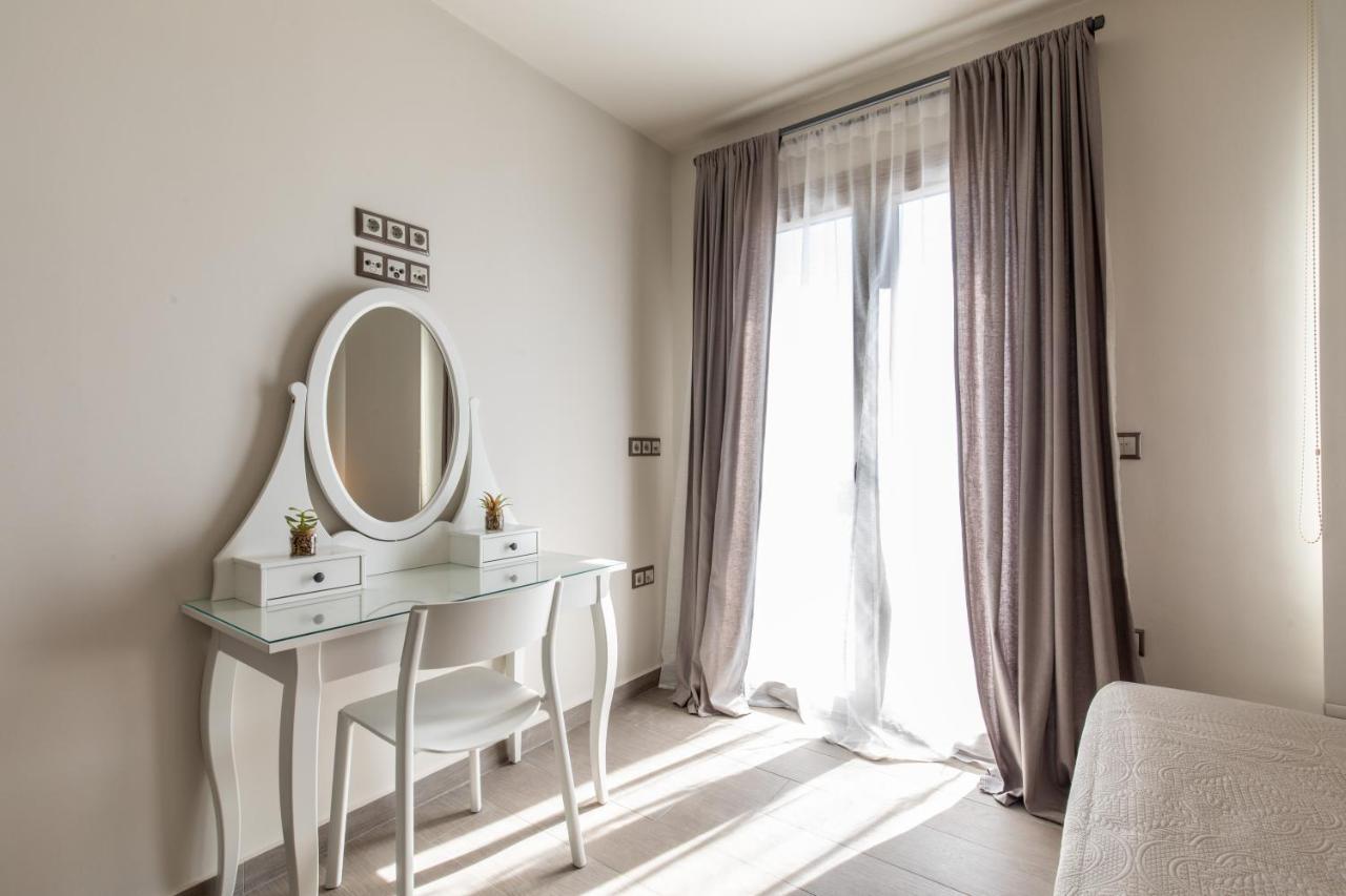 Heaven'S Hill Apartment Naxos City Bagian luar foto